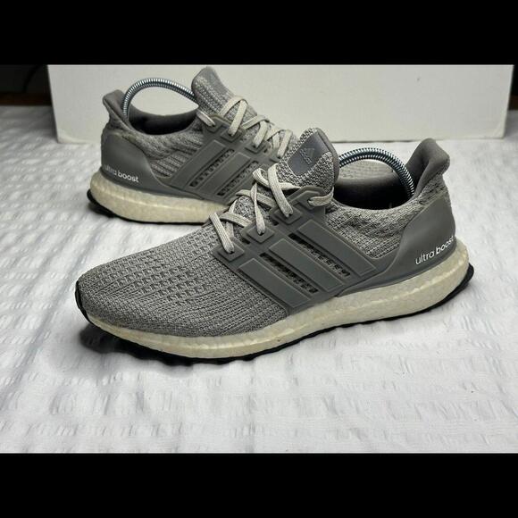 Adidas UltraBoost 4.0 Women's Size 8 Shoes Gray White Sneakers BB6150 - Picture 2 of 8